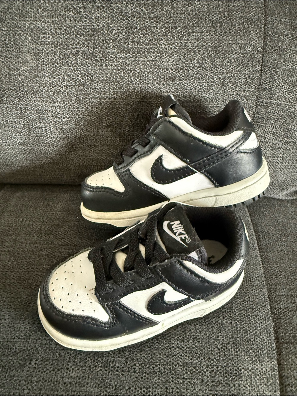 Nike Kids Black and White Swoosh Low-Top Sneakers